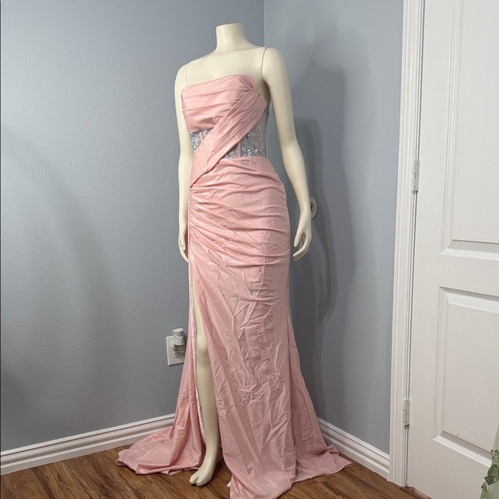 Chic Strapless Pink Dress